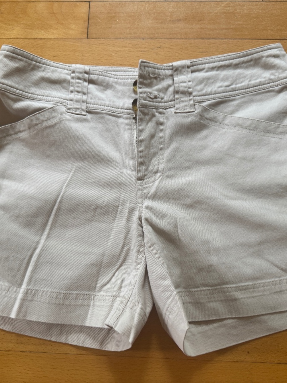 Crazy Shirts Women’s Twill Shorts Size 2